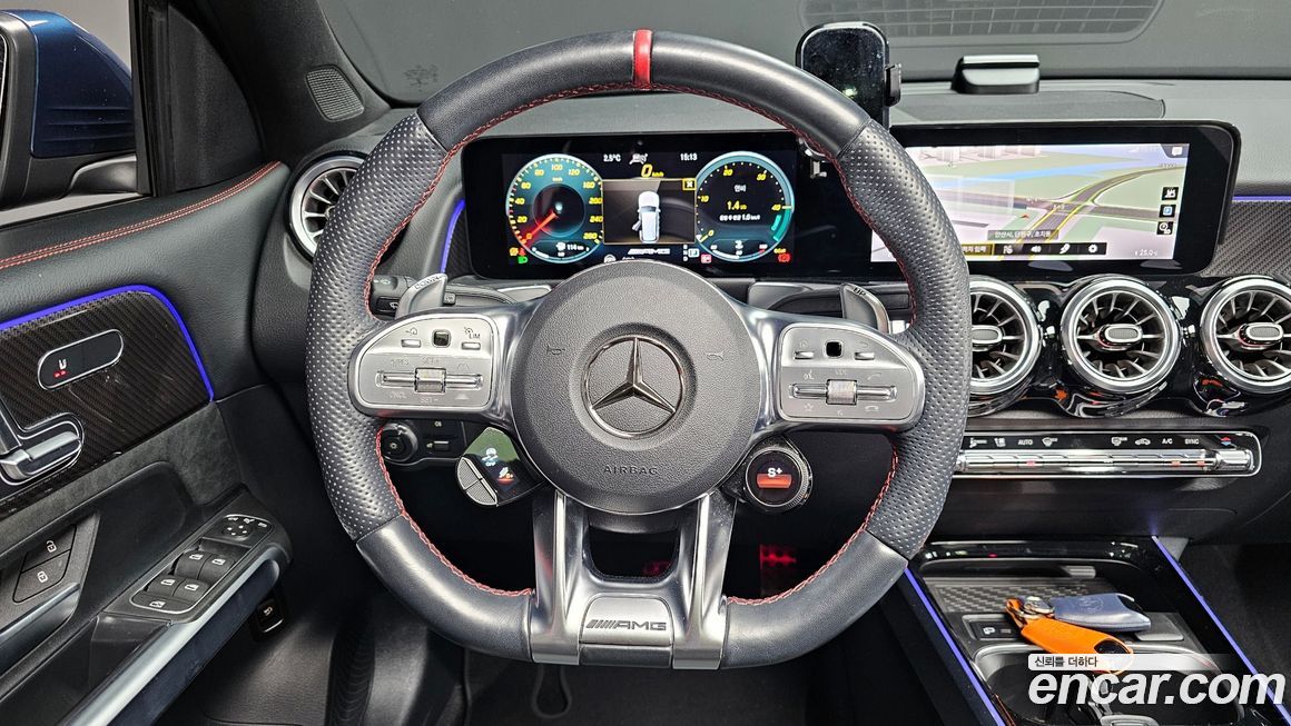 Mercedes-Benz GLB-Class 2023