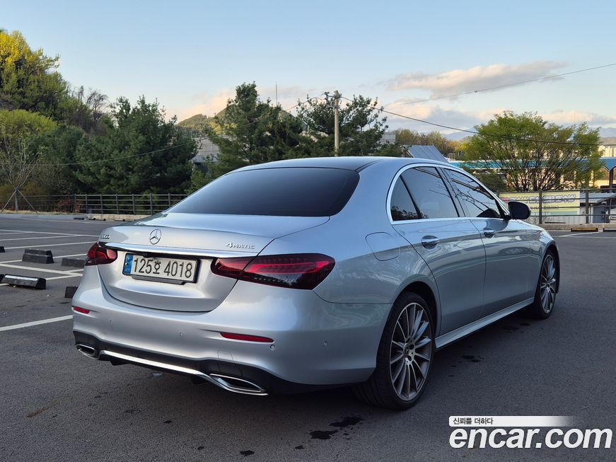 Mercedes-Benz E-Class 2021