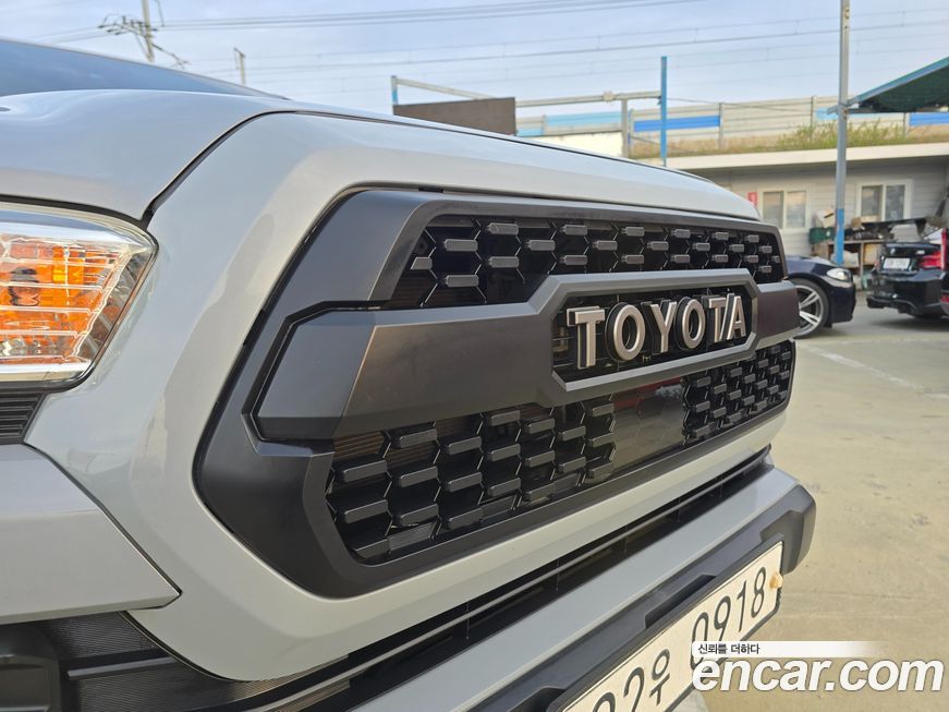 Toyota Tacoma 2018