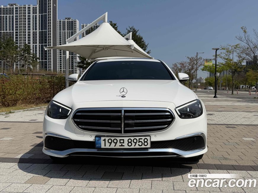 Mercedes-Benz E-Class 2021