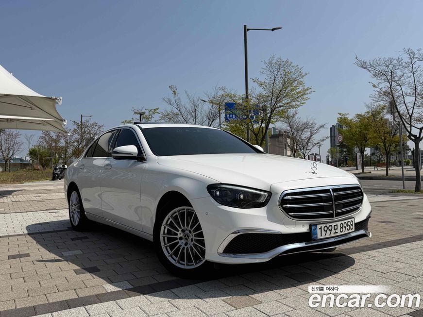 Mercedes-Benz E-Class 2021