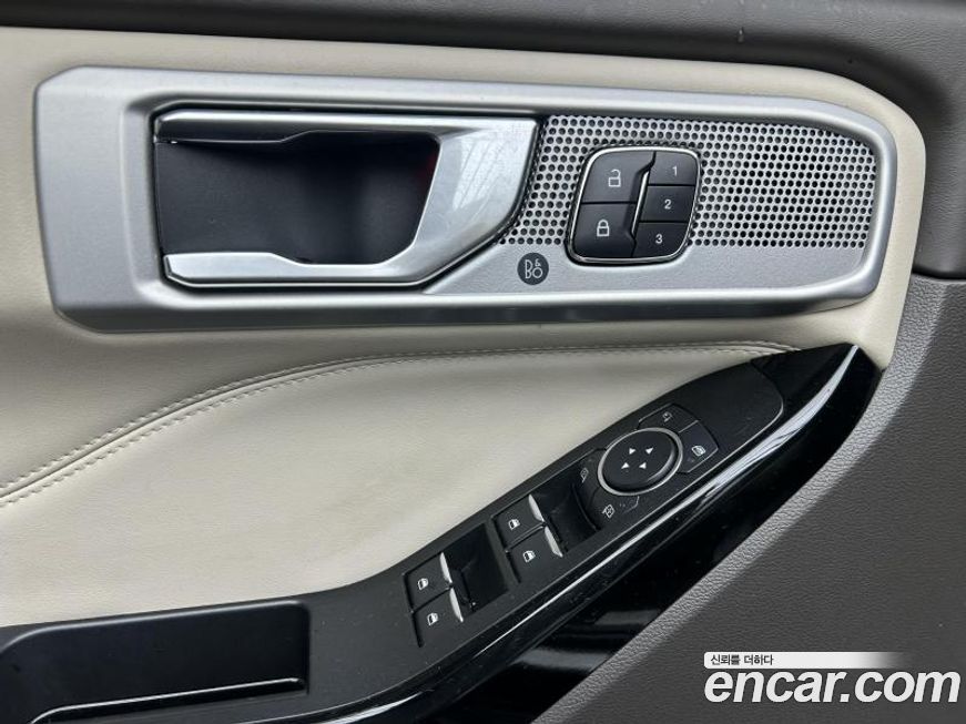 Ford Explorer 2022