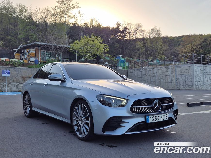 Mercedes-Benz E-Class 2021