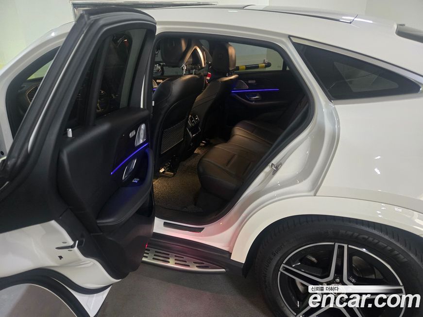 Mercedes-Benz GLE-Class 2021