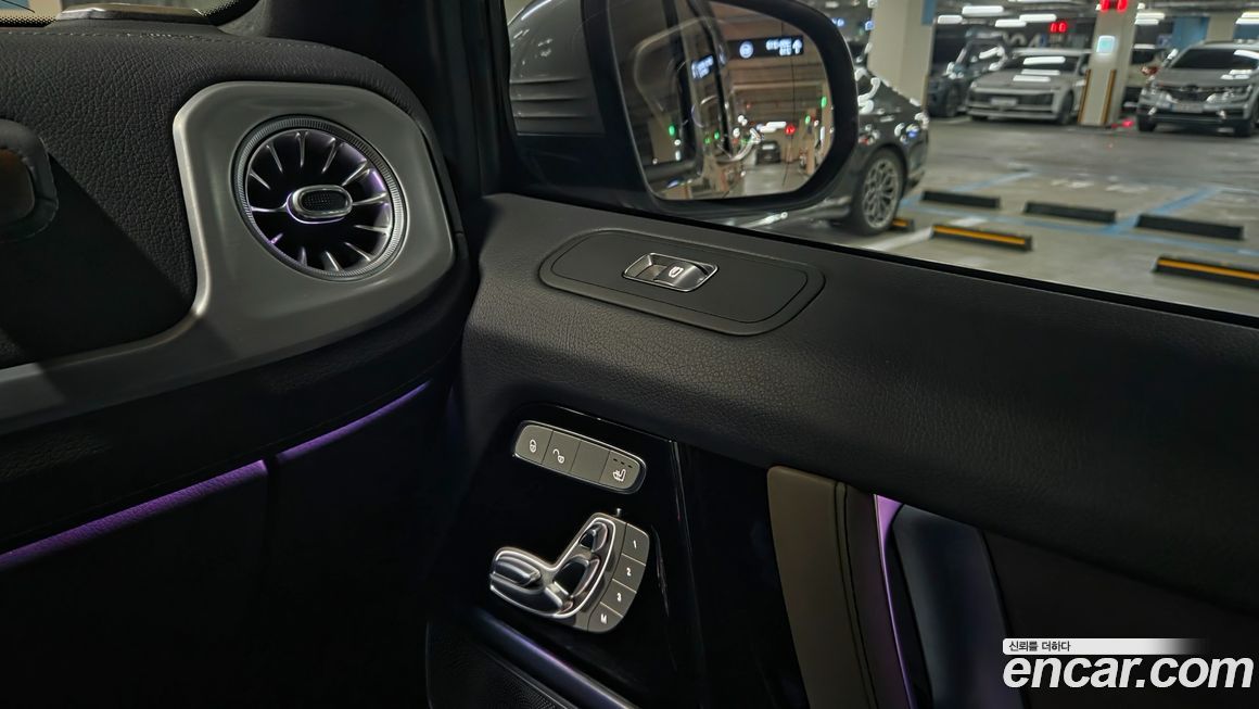 Mercedes-Benz G-Class 2025