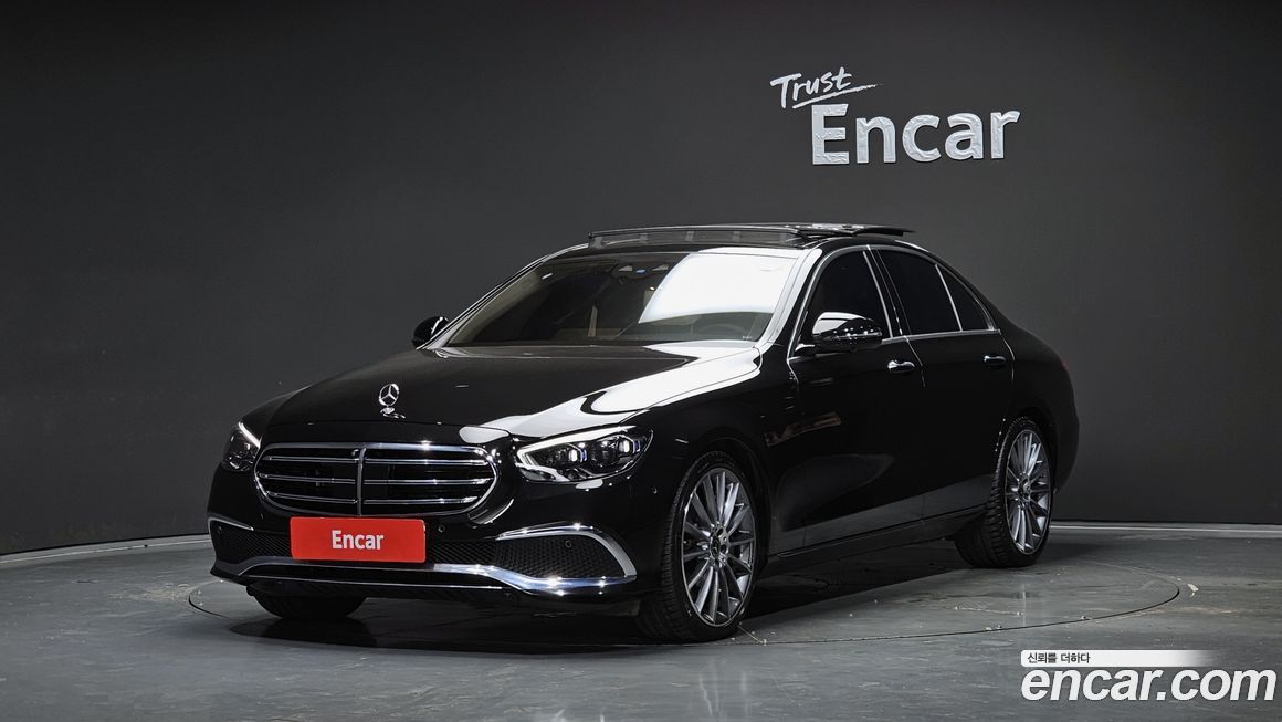 Mercedes-Benz E-Class 2023