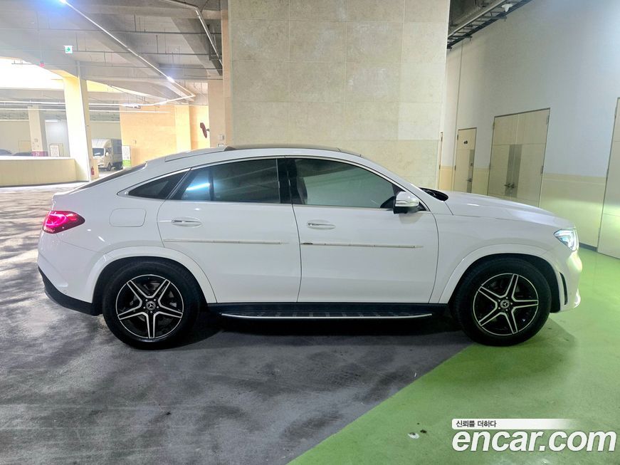 Mercedes-Benz GLE-Class 2021