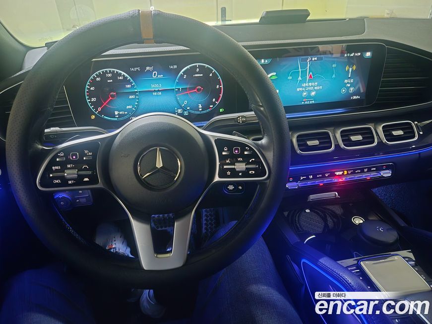 Mercedes-Benz GLE-Class 2021