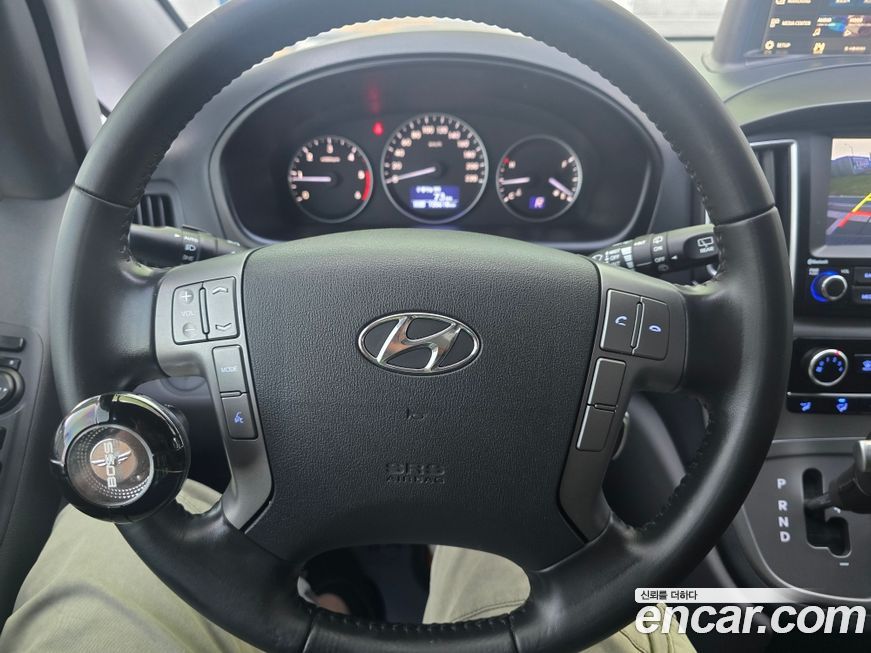 Hyundai Starex 2021