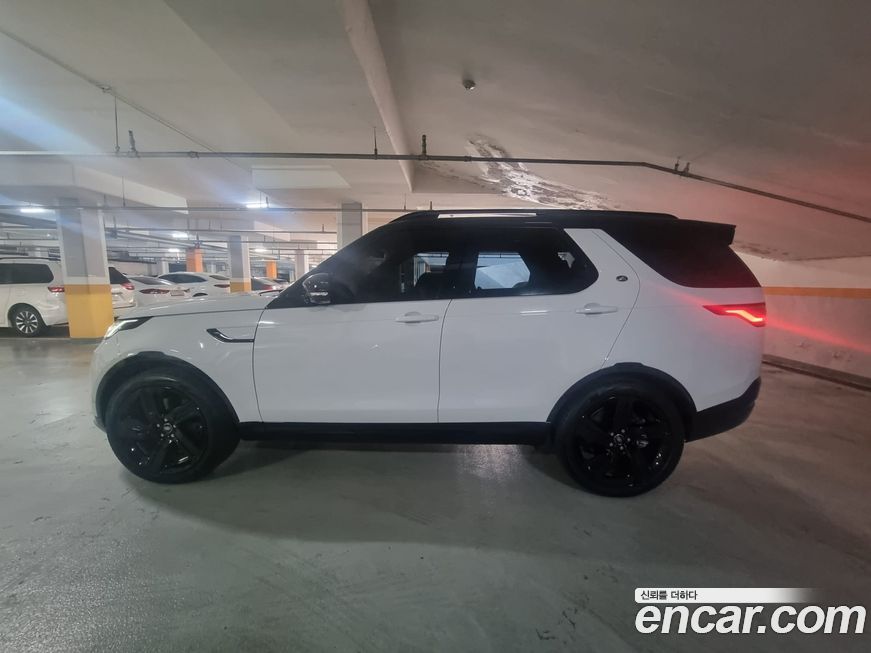 Land Rover Discovery 2025