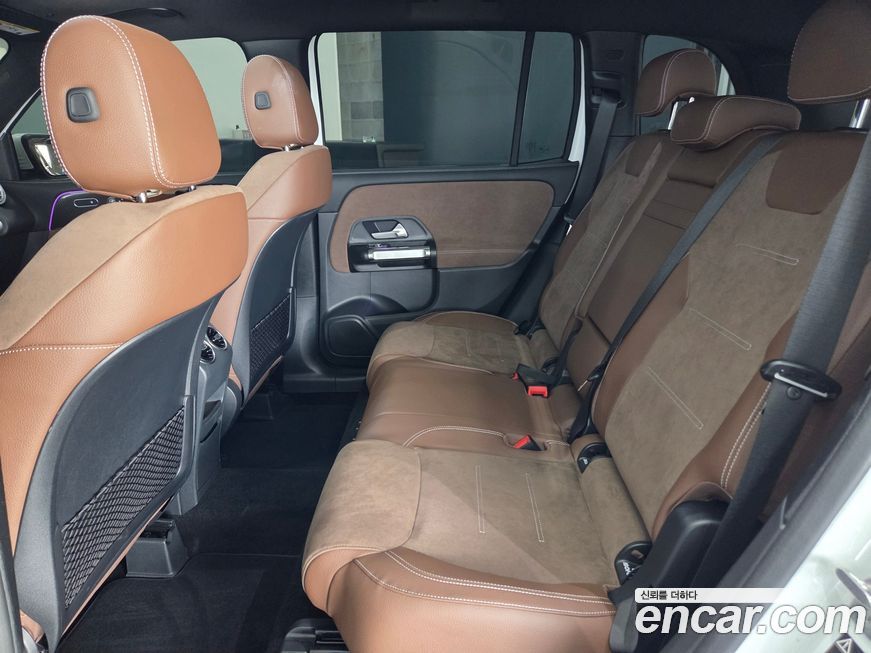 Mercedes-Benz GLB-Class 2025