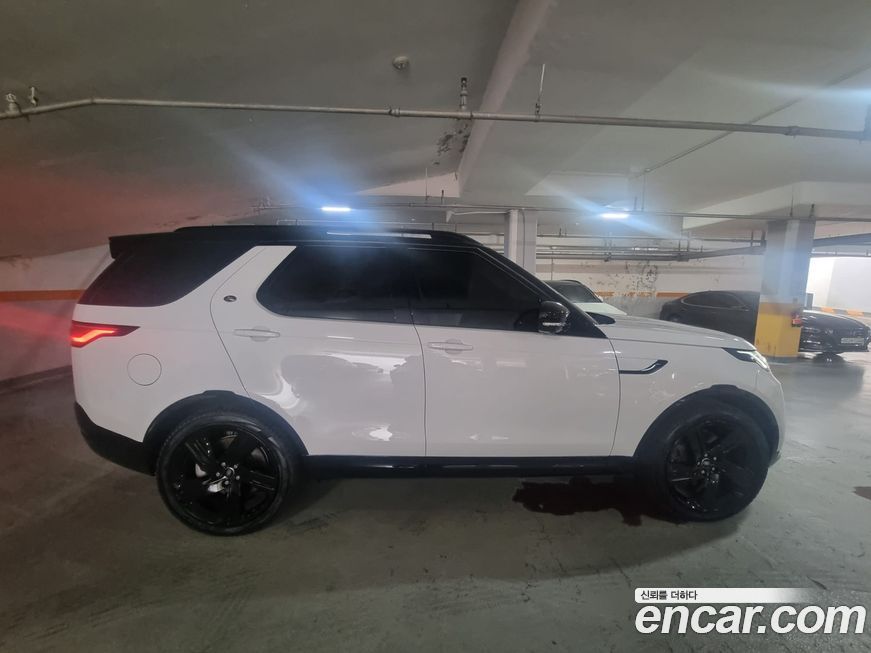 Land Rover Discovery 2025