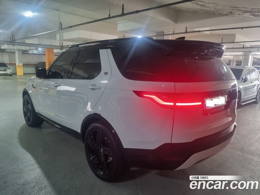 Land Rover Discovery 2025