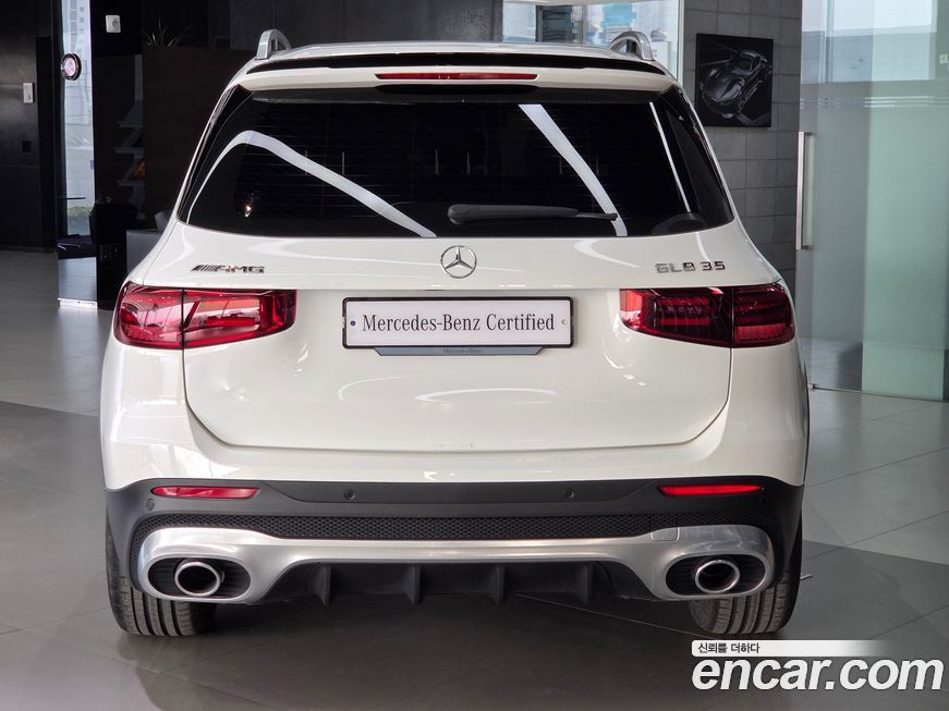 Mercedes-Benz GLB-Class 2025