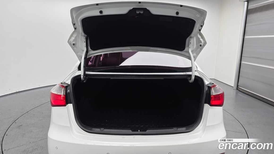 Kia K3 2015