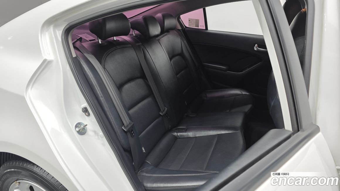 Kia K3 2015
