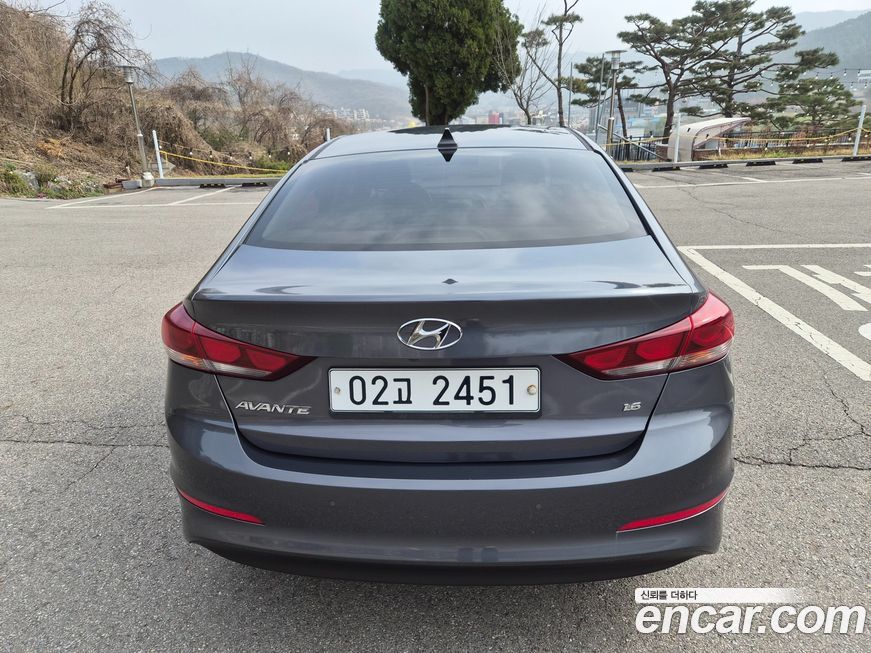 Hyundai AVANTE 2018