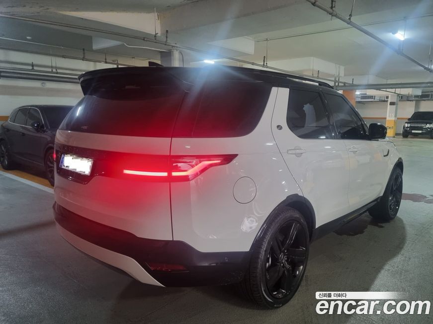 Land Rover Discovery 2025