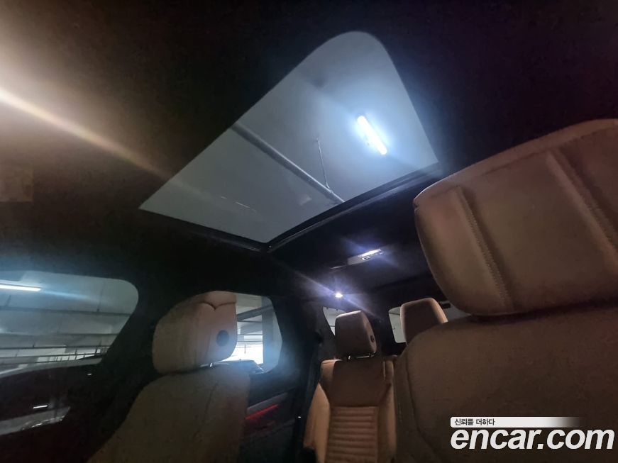 Land Rover Discovery 2025