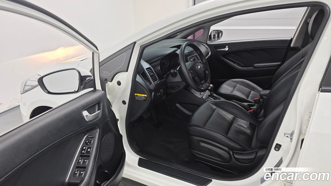 Kia K3 2015