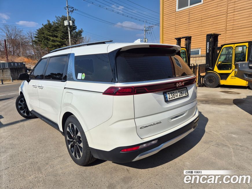 Kia Canival 2021