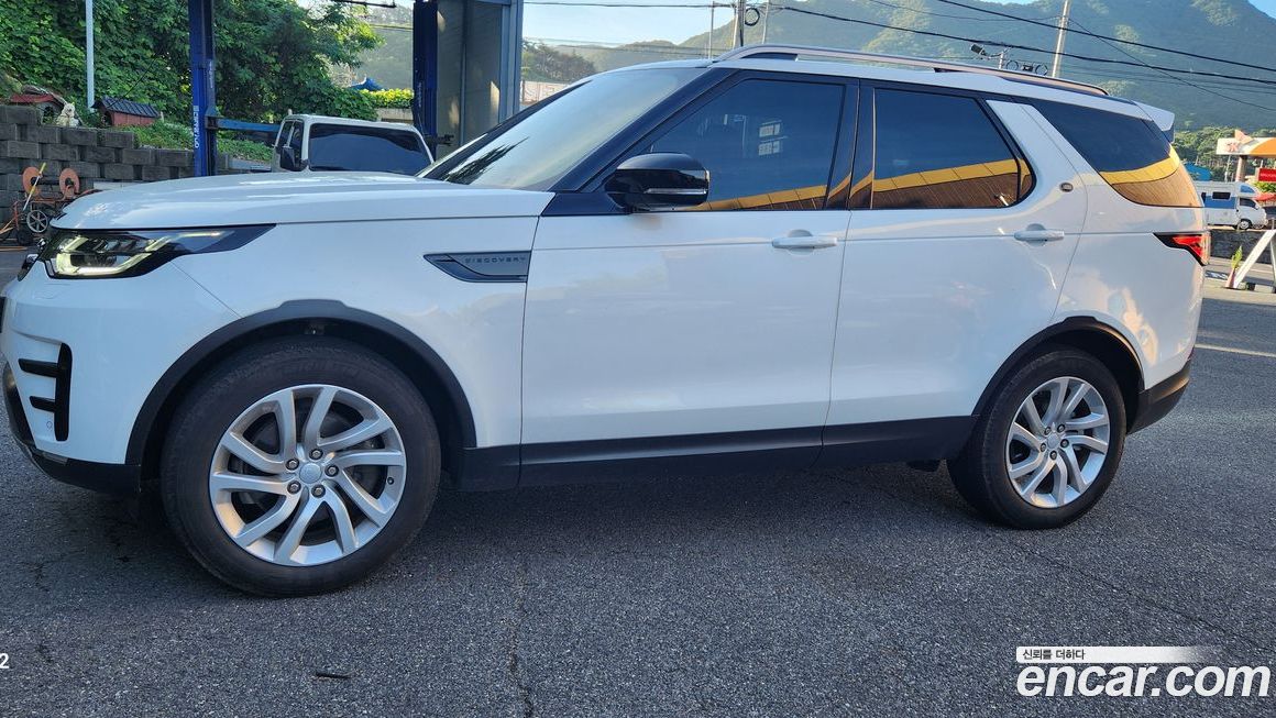 Land Rover Discovery 2018