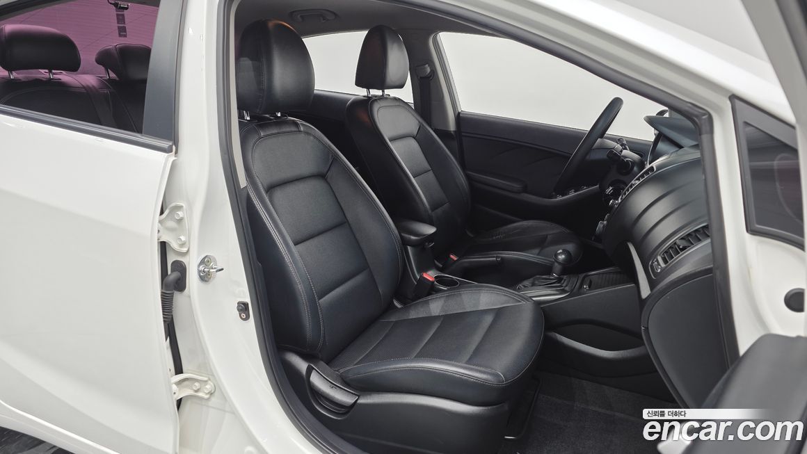 Kia K3 2015