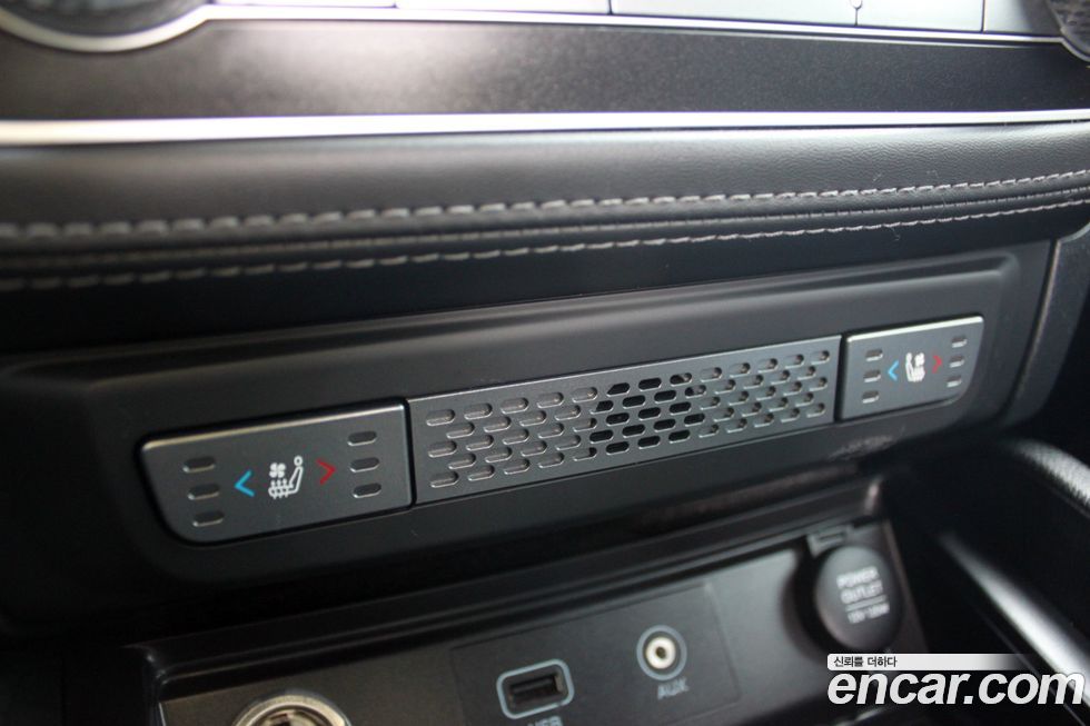 KG_Mobility_Ssangyong Rexton 2020