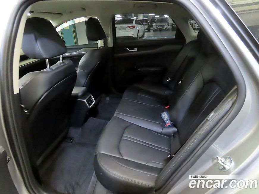 Kia K5 2021