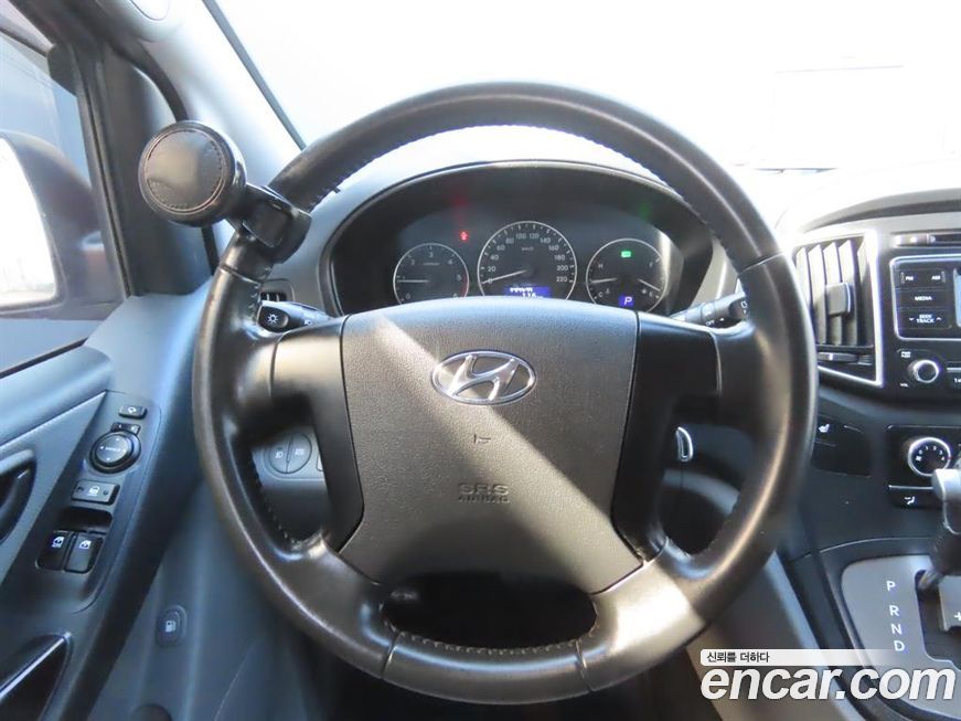 Hyundai Starex 2021