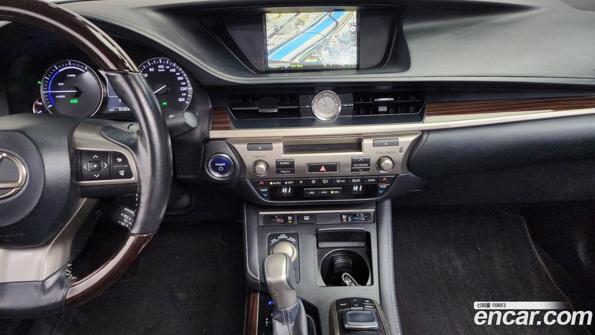 Lexus ES 2017