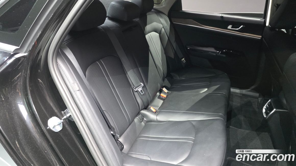 Kia K5 2023
