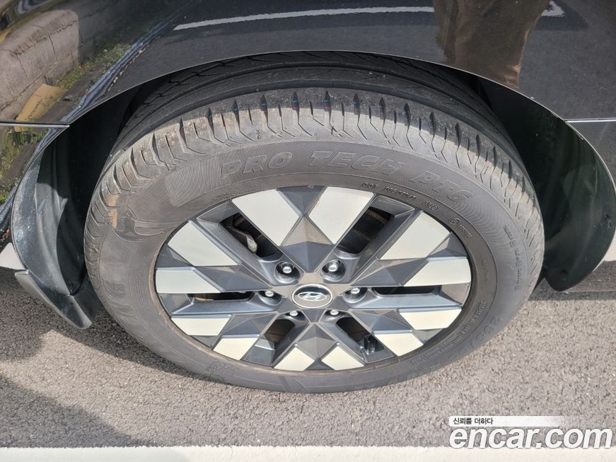 Hyundai Staria 2022