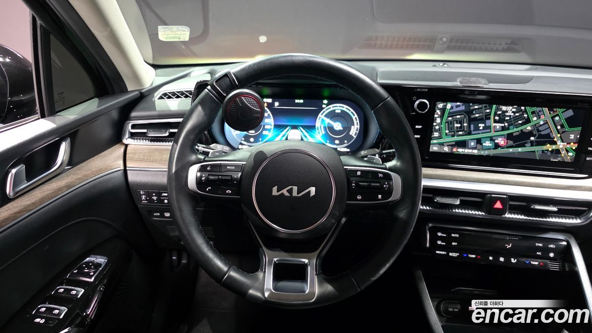 Kia K5 2023