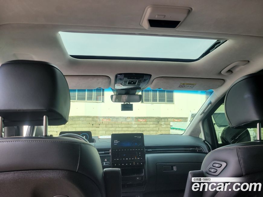 Hyundai Staria 2022