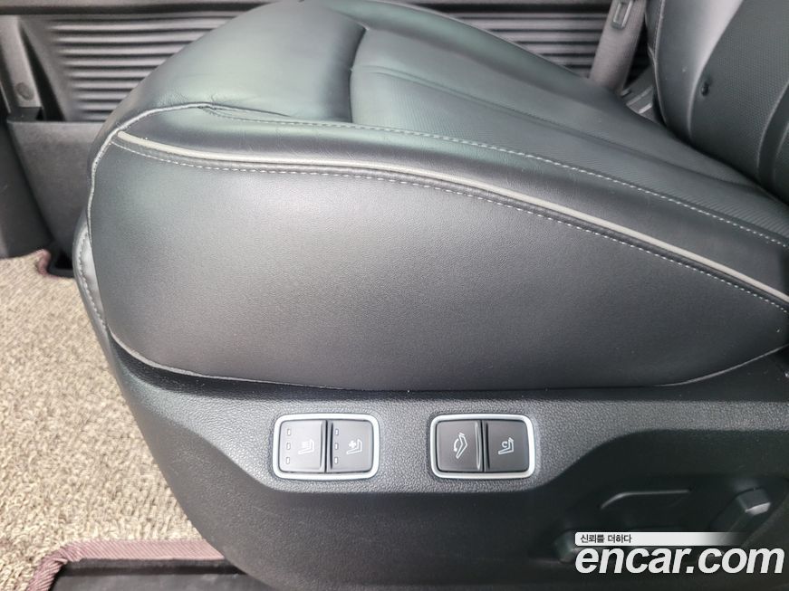 Hyundai Staria 2022