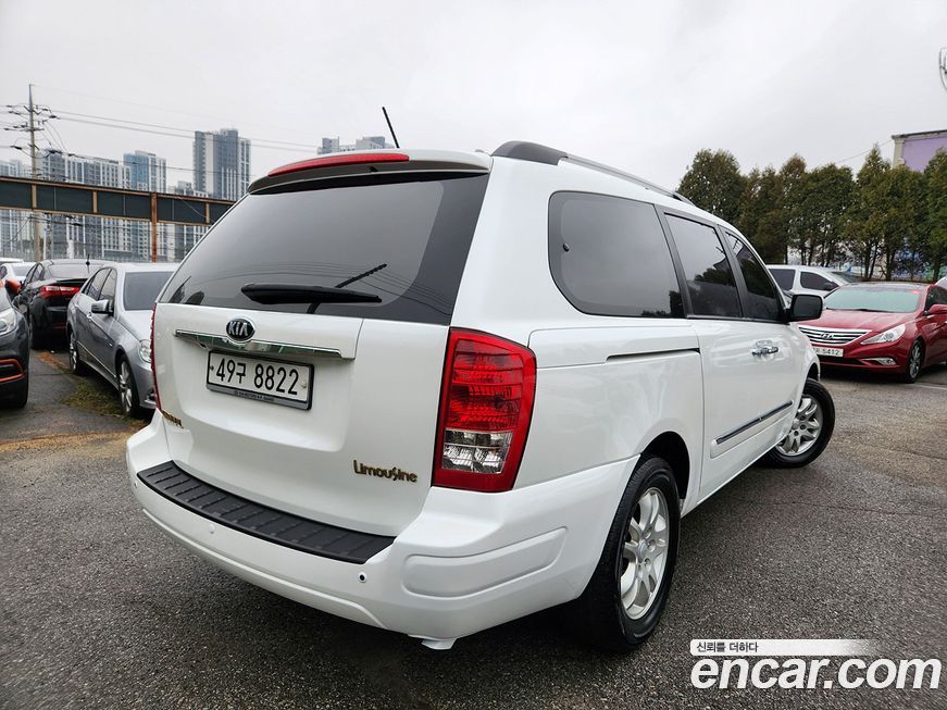 Kia Canival 2013