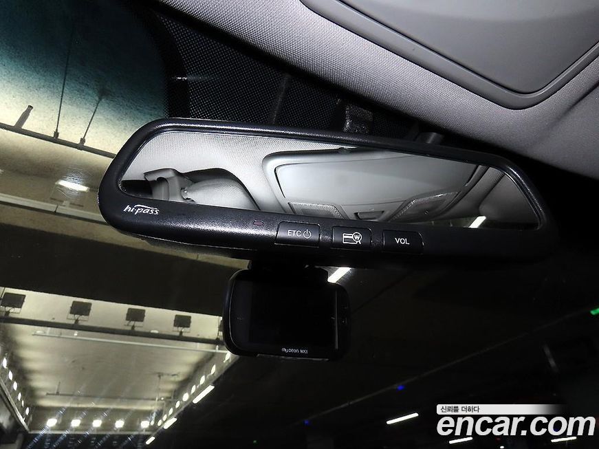 Kia K5 2011