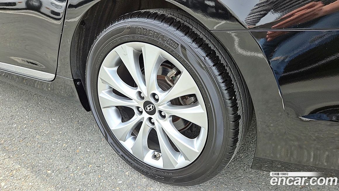 Hyundai Grandeur 2012