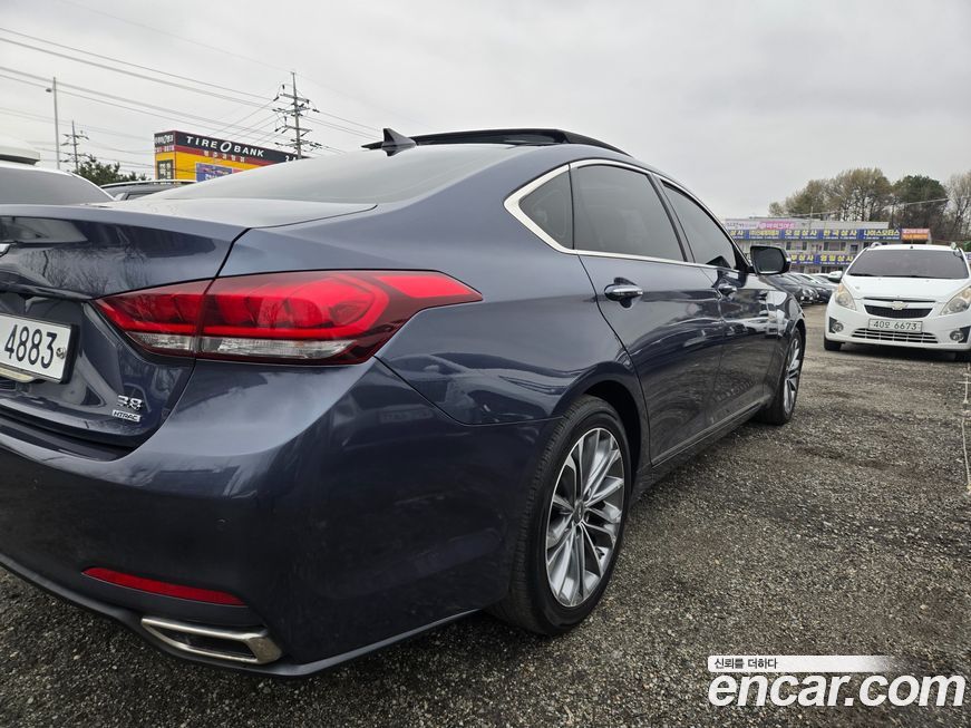 Hyundai Genesis 2016