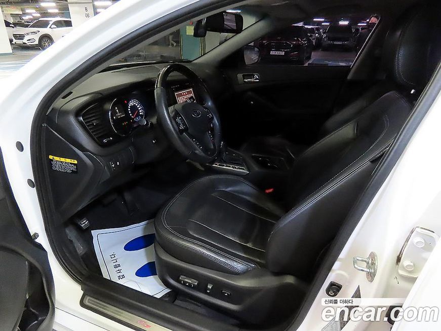 Kia K5 2011