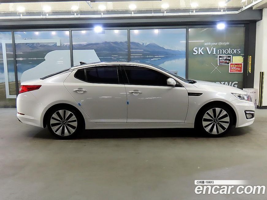 Kia K5 2011