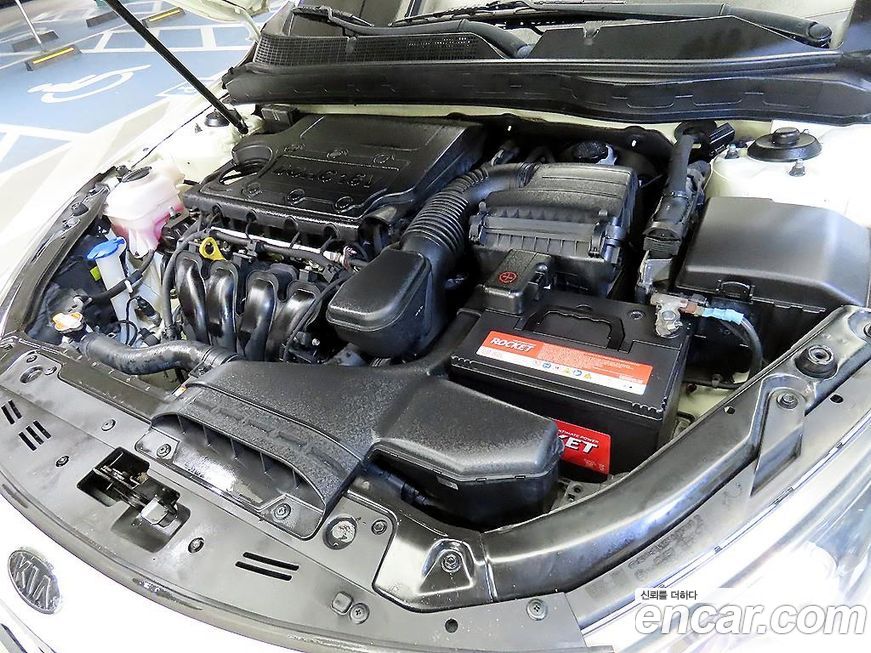 Kia K5 2011