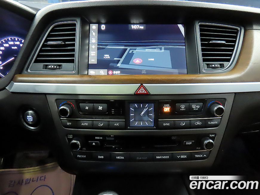 Hyundai Genesis 2016