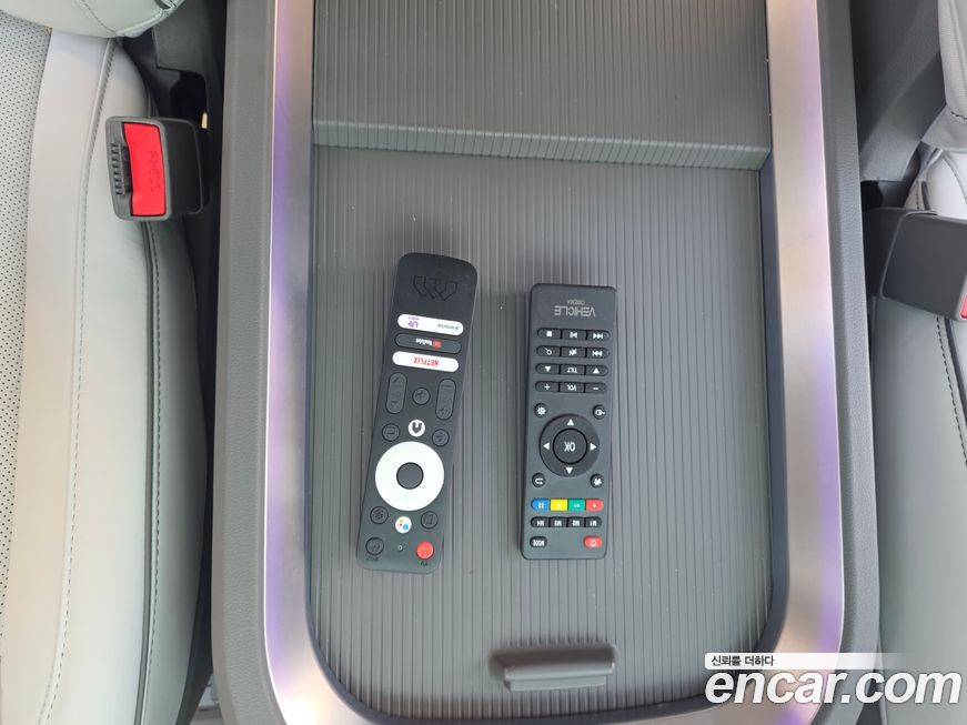 Hyundai Staria 2025