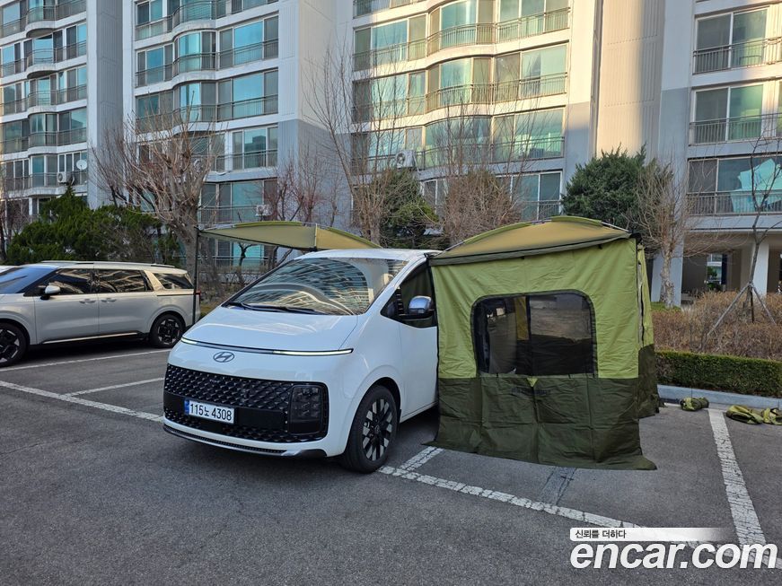 Hyundai Staria 2025