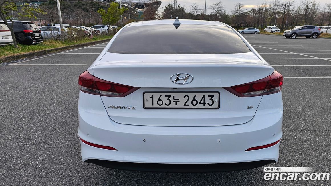 Hyundai AVANTE 2018