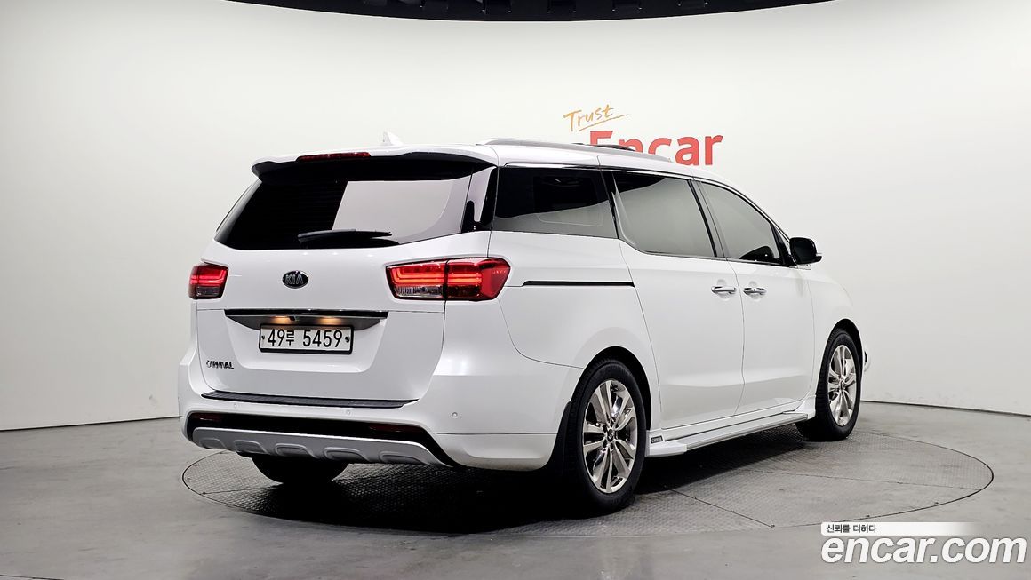 Kia Canival 2015