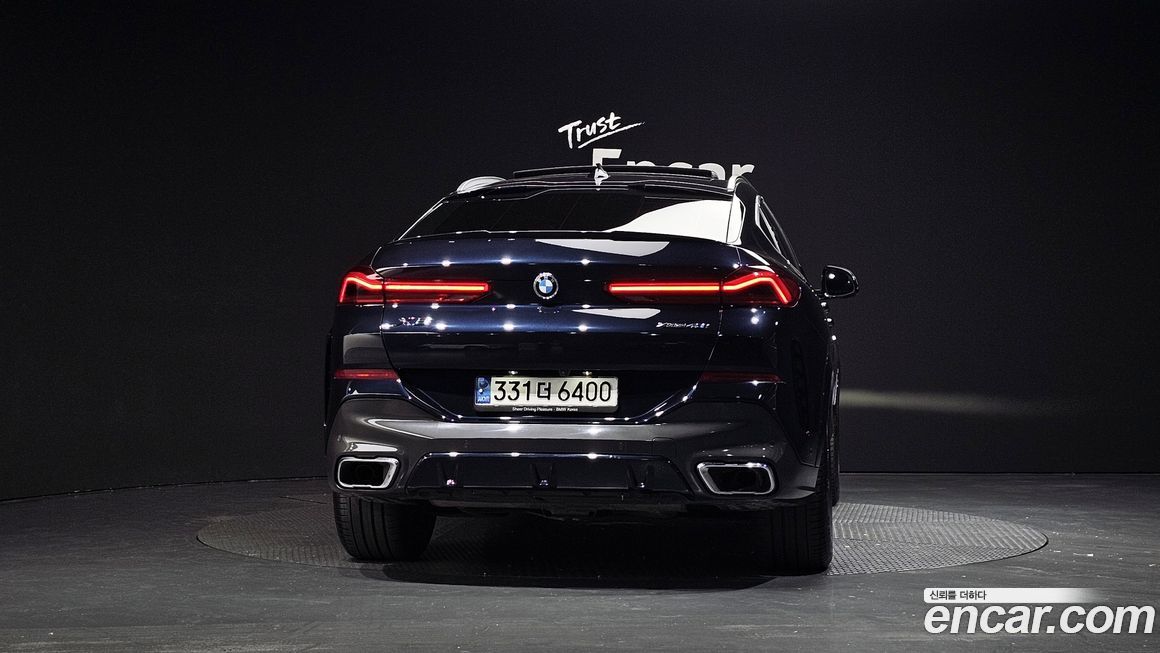BMW X6 2021