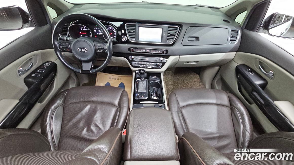 Kia Canival 2015